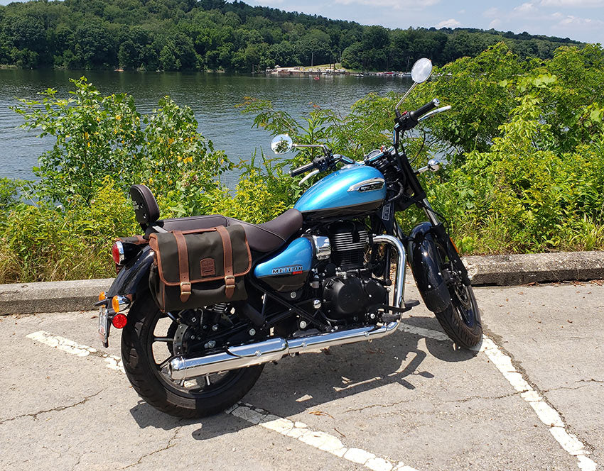 Meteor 350 moto with saddlebag on.