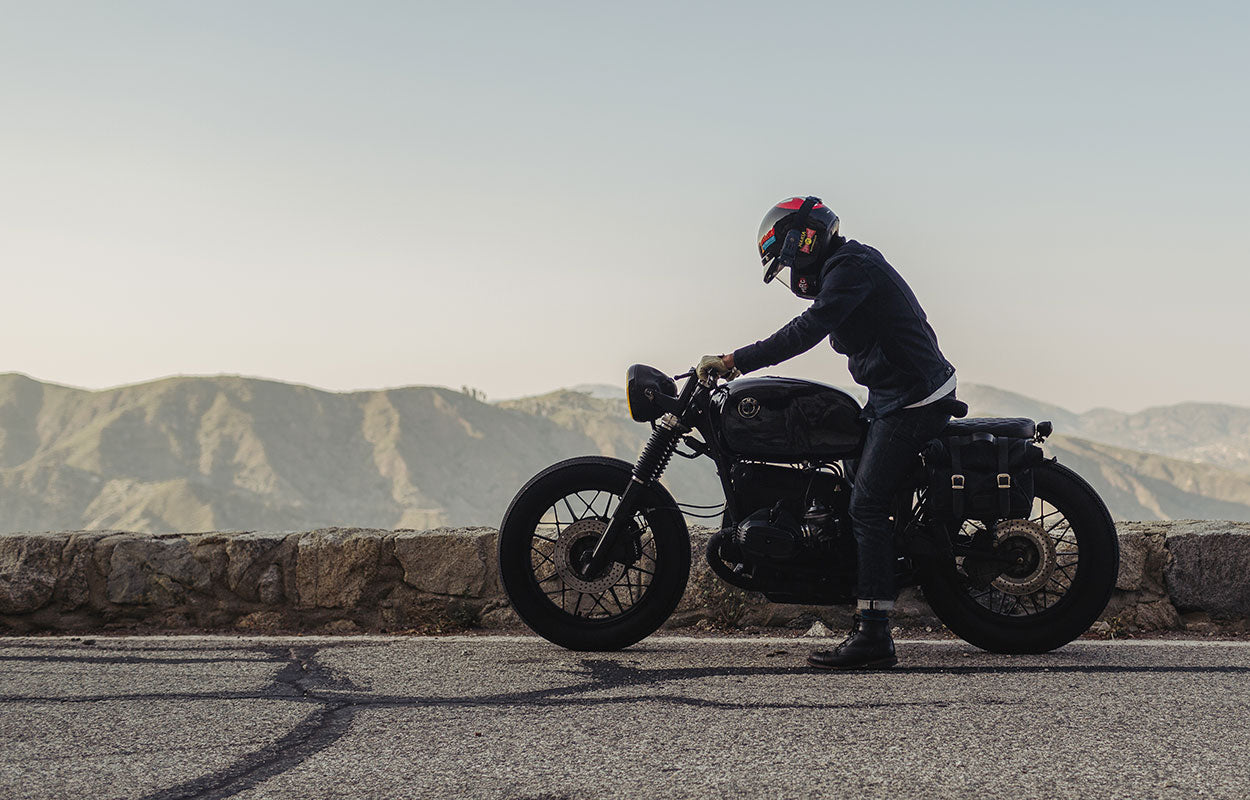 Best saddlebags for cafe racer.