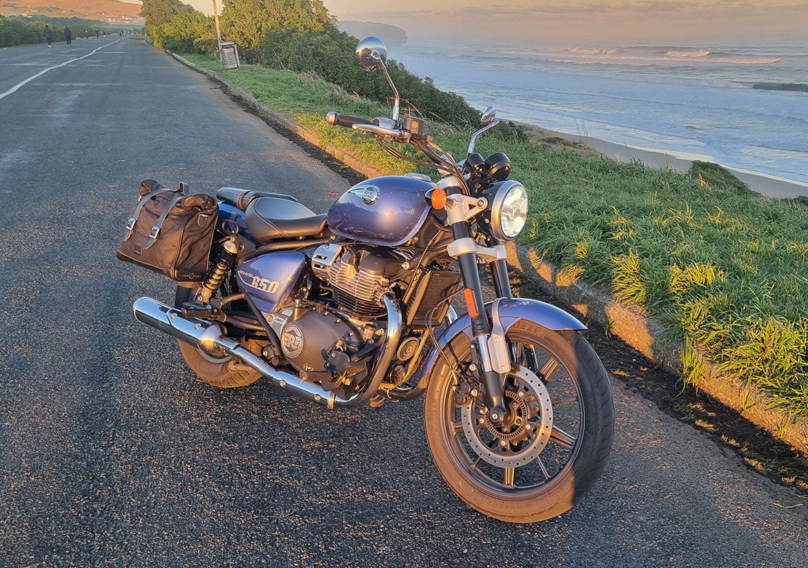 Cool black saddlebag super meteor.