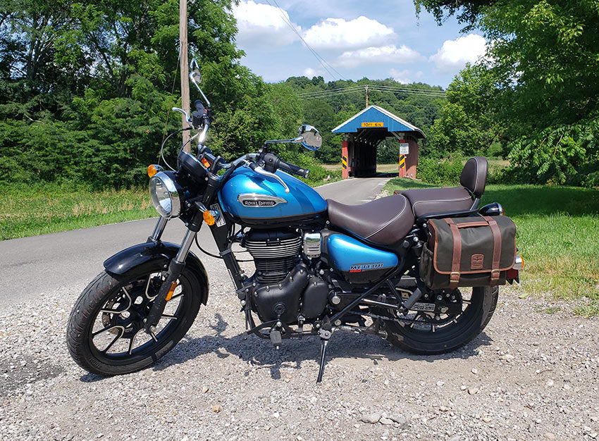 Royal Enfield Meteor with nice saddlebag.