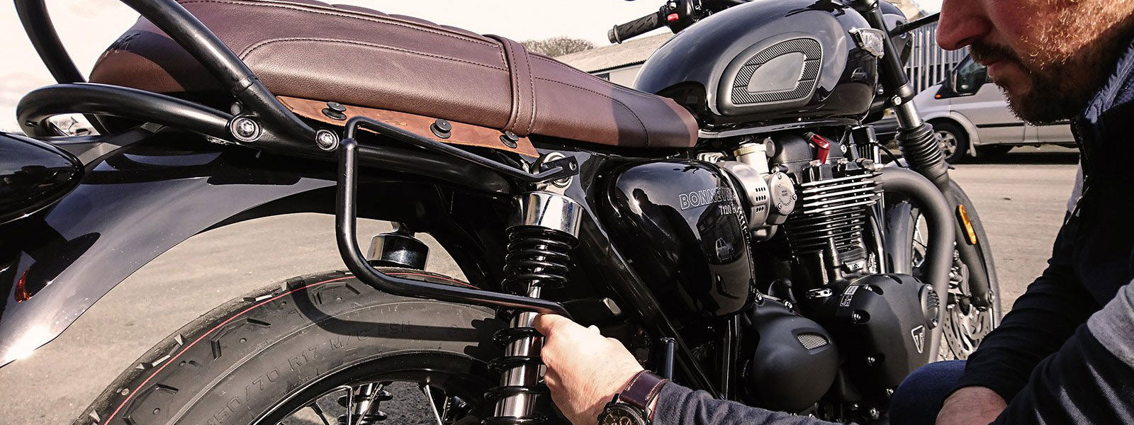 DO I NEED PANNIER RAILS TO HOLD MY BAGS?