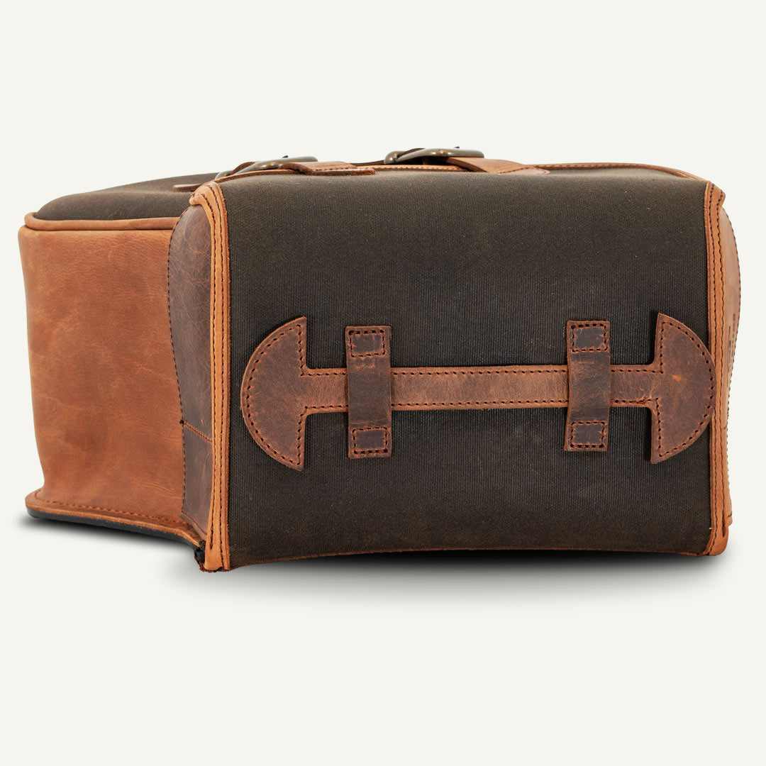 Saddlebag pannier top handle for scout bobber.