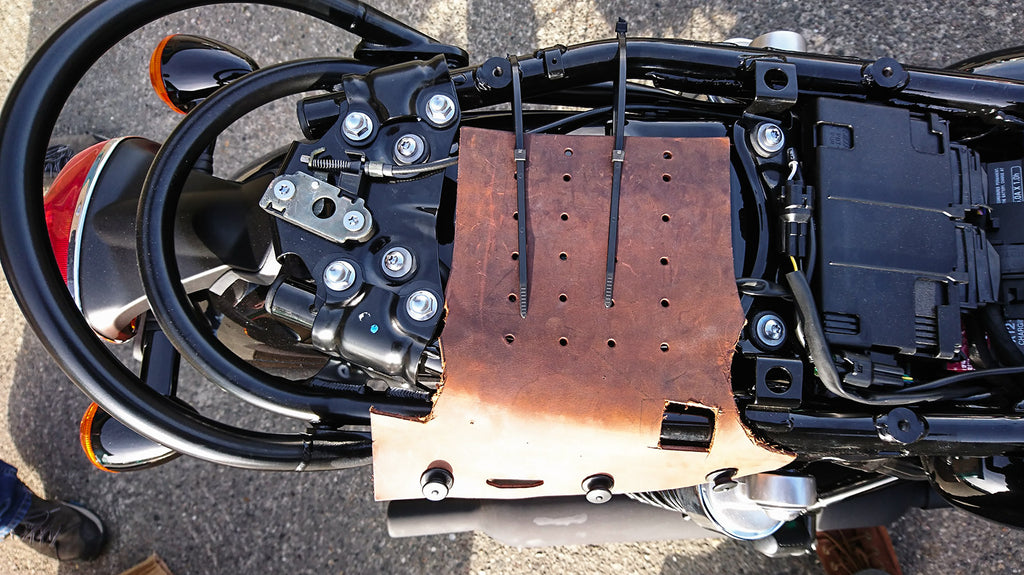 Fitting the custom loxx luggage system on the Triumph bonneville.