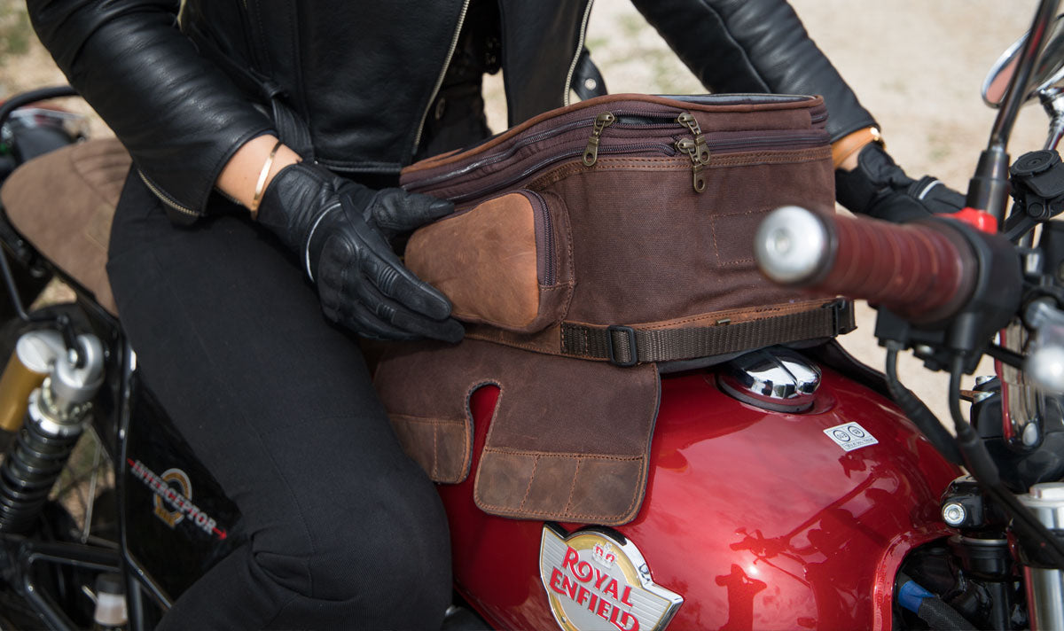 Magnetic tank bag for Interceptor 650 moto.